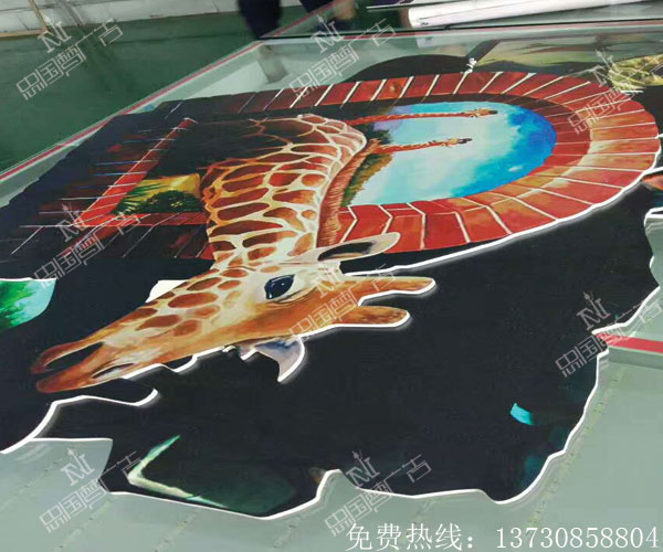 UV平板噴印的優勢有幾種，怎么看uv平板噴印機的優勢